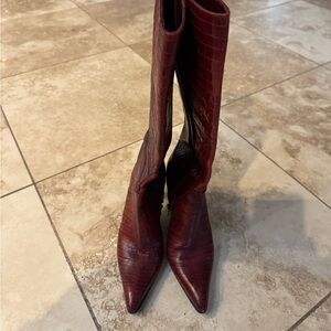 Via Spiga Burgundy Croc-Embossed Heeled Boots